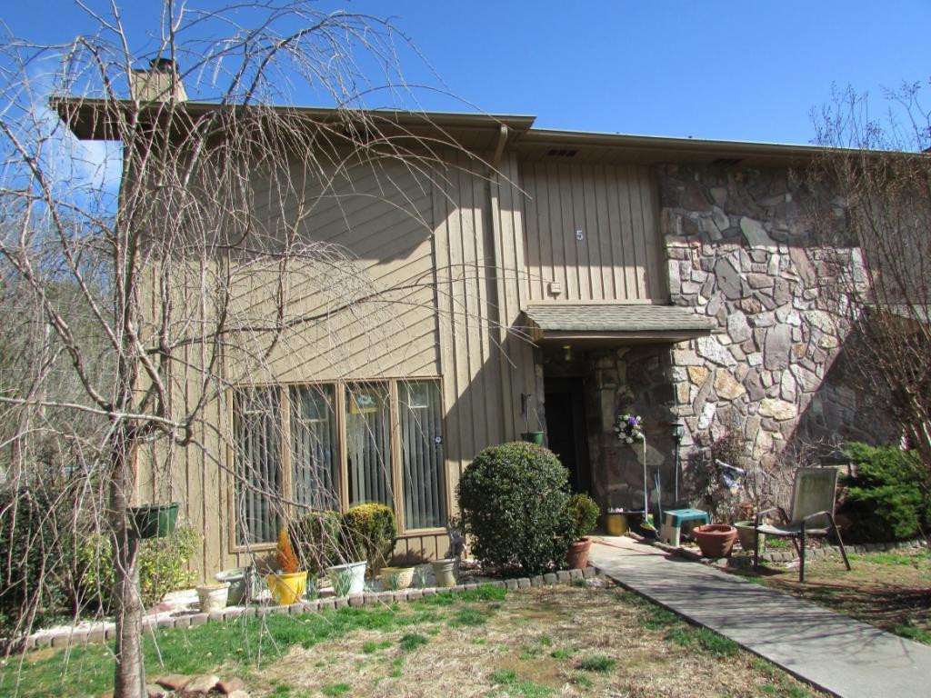 660 Fox Meadow Road, Unit 5 Elizabethton, TN 37643 - Photo 1 of 23 Photo 1