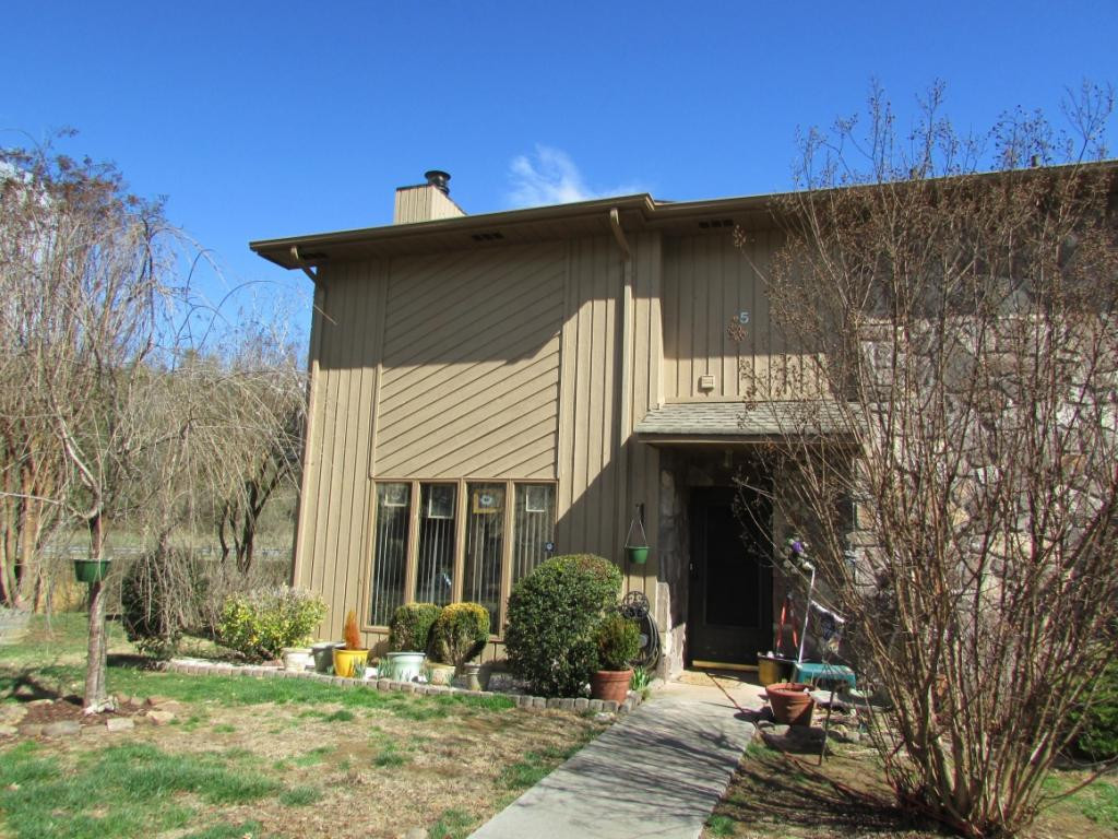 660 Fox Meadow Road, Unit 5 Elizabethton, TN 37643 - Photo 2 of 23 Photo 2