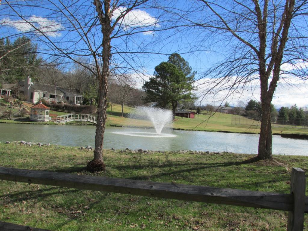660 Fox Meadow Road, Unit 5 Elizabethton, TN 37643 - Photo 23 of 23 Photo 24