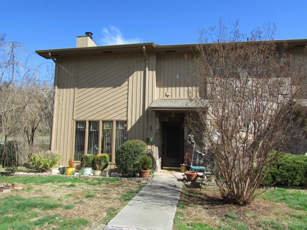 660 Fox Meadow Road, Unit 5 Elizabethton, TN 37643 - Photo 3 of 23 Photo 3
