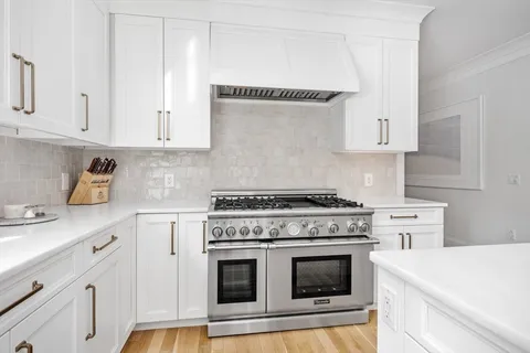 $3,499,000 | 1 Gardner Terrace, Hingham, MA 02043