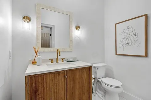 $3,499,000 | 1 Gardner Terrace, Hingham, MA 02043