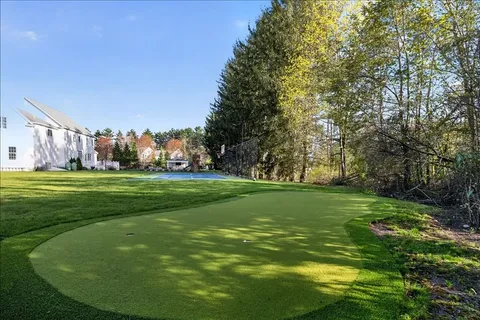 $3,499,000 | 1 Gardner Terrace, Hingham, MA 02043