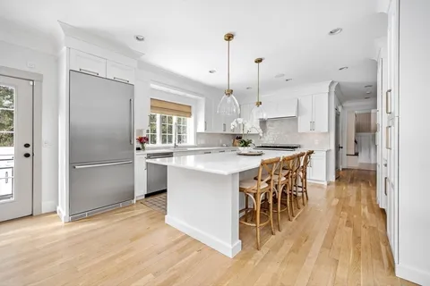$3,499,000 | 1 Gardner Terrace, Hingham, MA 02043