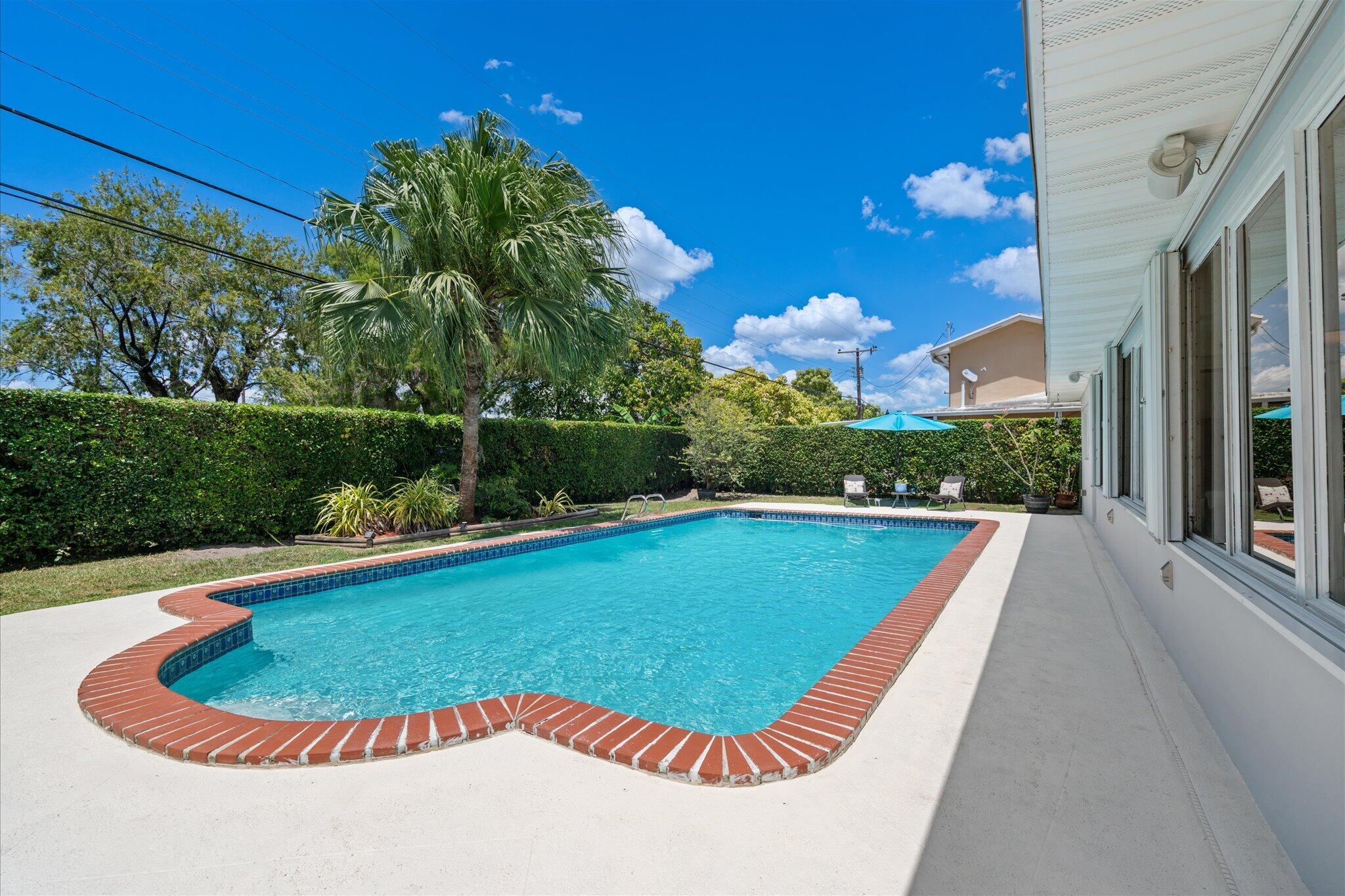 8341 Southwest 14th Street Miami, FL 33144 - Photo 33 of 41 32-13-mkw03314