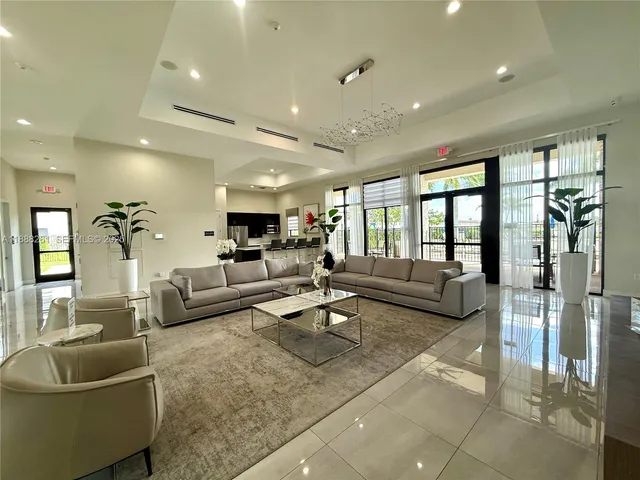 $455,900 | 400 Northeast 208th Terrace, Unit 400, Miami, FL 33179