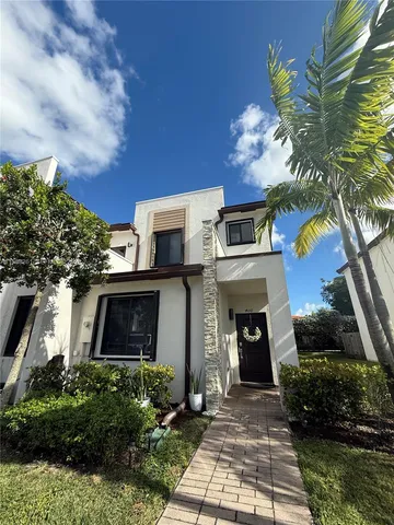 $455,900 | 400 Northeast 208th Terrace, Unit 400, Miami, FL 33179