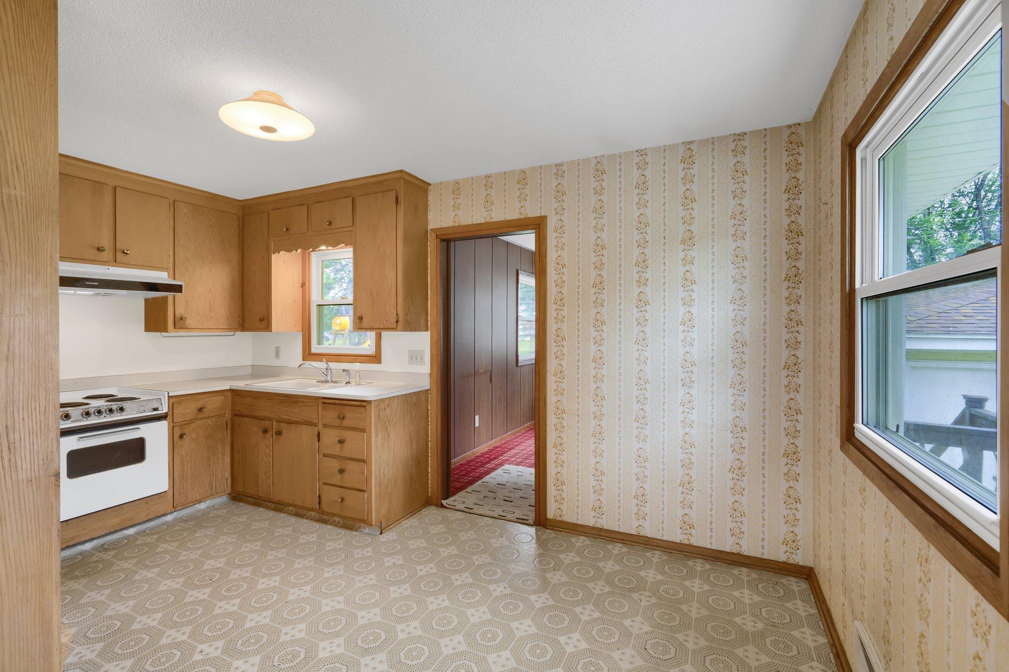 5118 15th Street Southeast Rochester, MN 55904 - Photo 5 of 40 Gallery Image 5