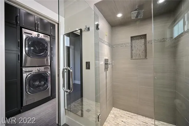 $2,295 | 5955 Sunlight Garden Way, Las Vegas, NV 89118