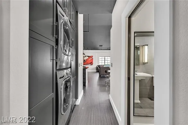 $2,295 | 5955 Sunlight Garden Way, Las Vegas, NV 89118