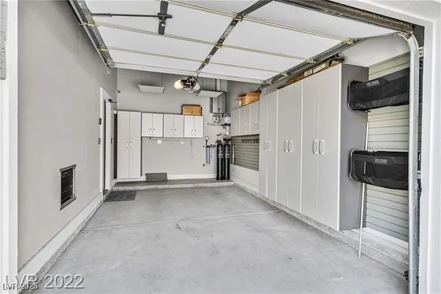 $2,295 | 5955 Sunlight Garden Way, Las Vegas, NV 89118