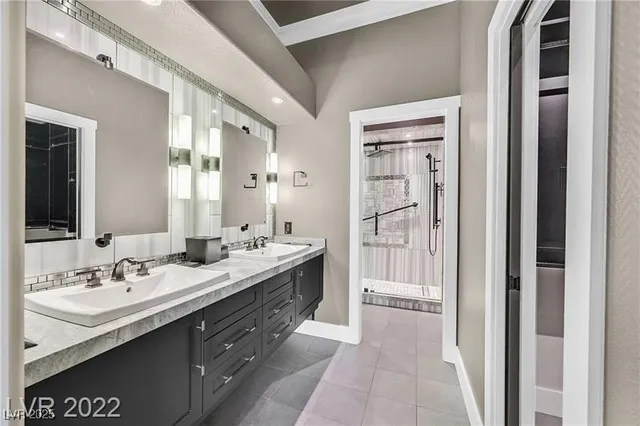 $2,295 | 5955 Sunlight Garden Way, Las Vegas, NV 89118