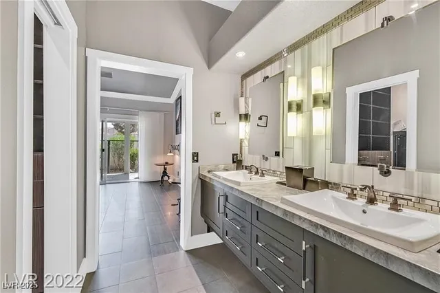 $2,295 | 5955 Sunlight Garden Way, Las Vegas, NV 89118