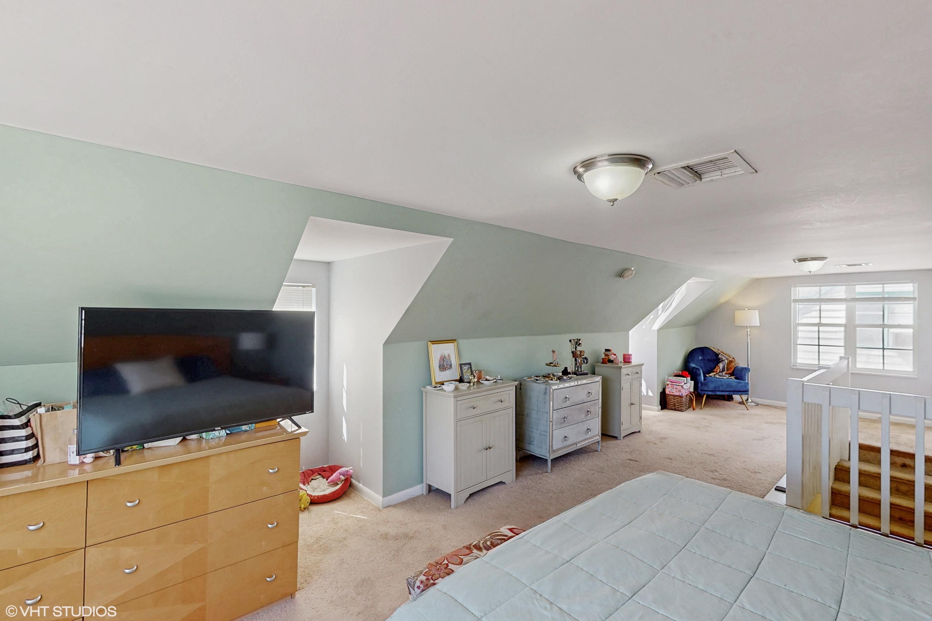 80 West 37th Street Riviera Beach, FL 33404 - Photo 13 of 31 23_80W37thSt_5116elpineway_2023_HiRes