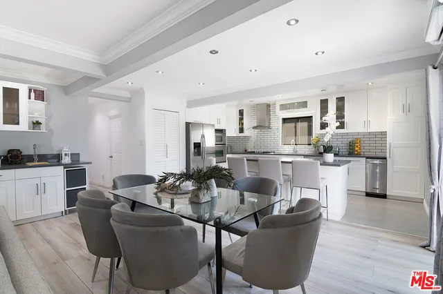 $1,539,000 | 7735 Isis Avenue, Los Angeles, CA 90045