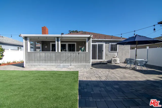$1,539,000 | 7735 Isis Avenue, Los Angeles, CA 90045