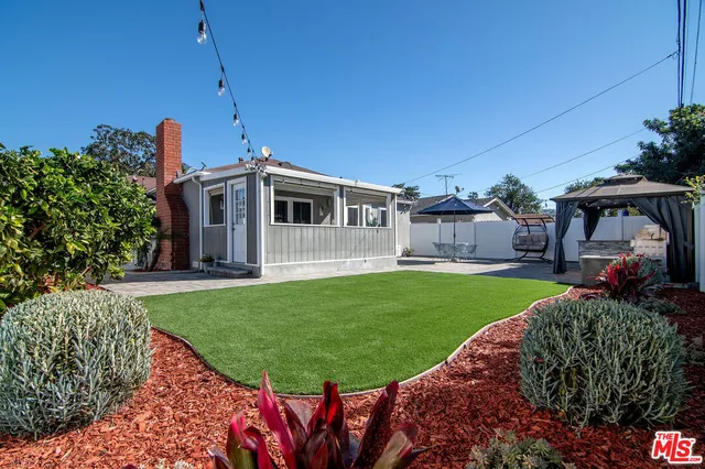 $1,539,000 | 7735 Isis Avenue, Los Angeles, CA 90045
