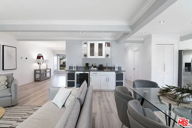 $1,539,000 | 7735 Isis Avenue, Los Angeles, CA 90045