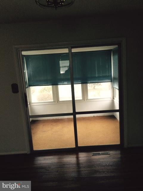 615 Edwards Road Annapolis, MD 21409 - Photo 8 of 24 Interior (General)