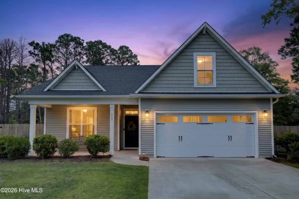$490,000 | 203 East Frampton Court, Hampstead, NC 28443
