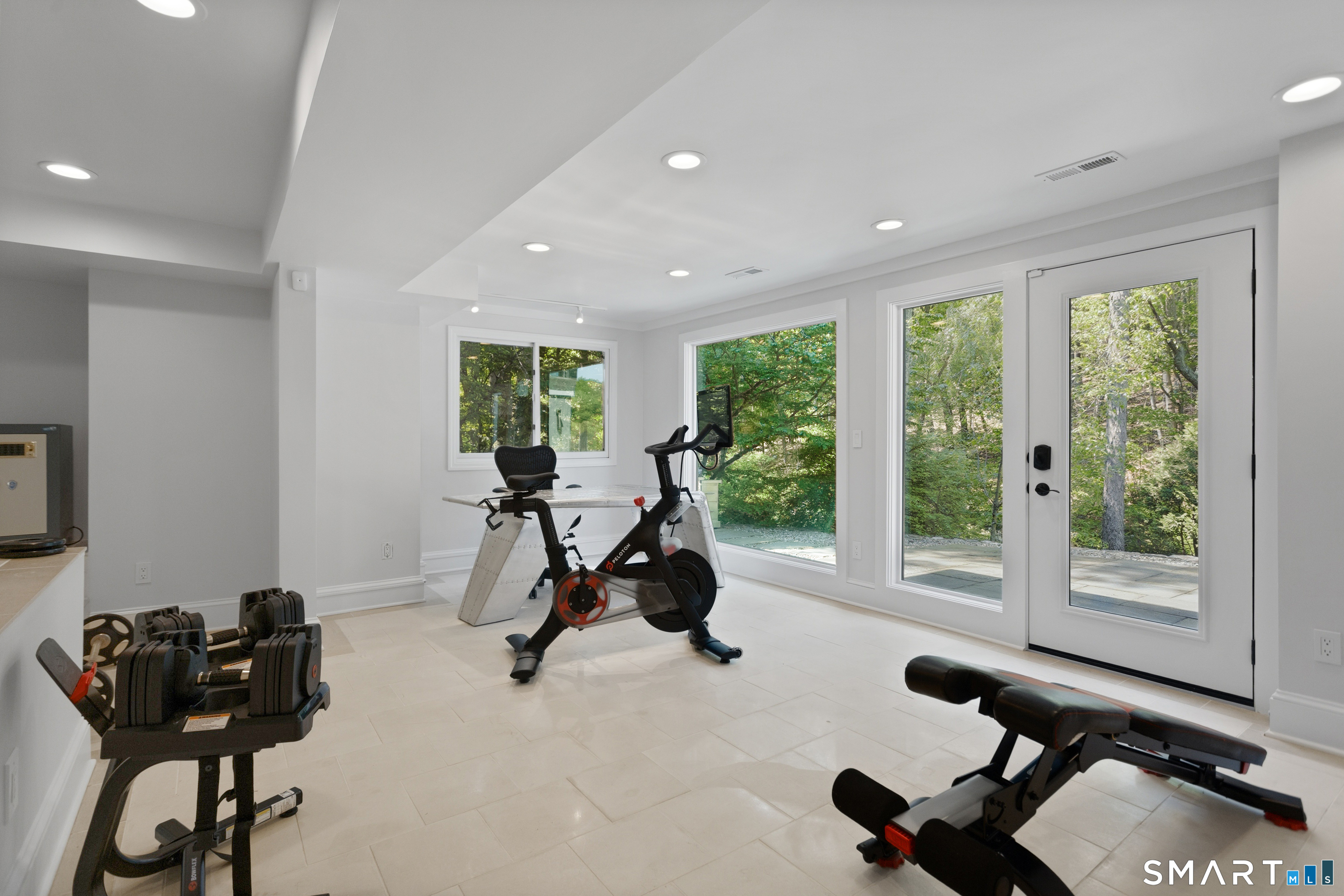 22 Pent Road Weston, CT 06883 - Photo 28 of 38