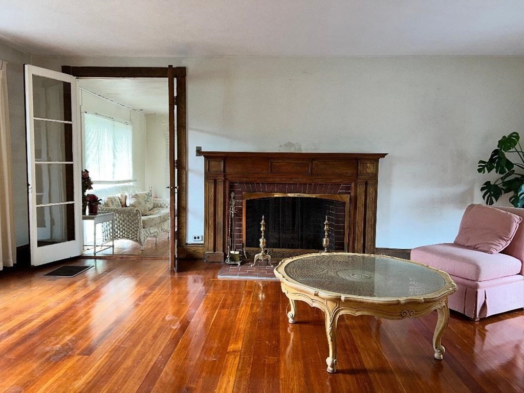 86-94 Merrymount Road Quincy, MA 02169 - Photo 5 of 18 Gallery Image 5
