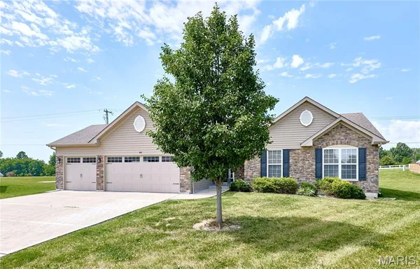 $345,000 | 160 Hidden Mill Court, Moscow Mills, MO 63362