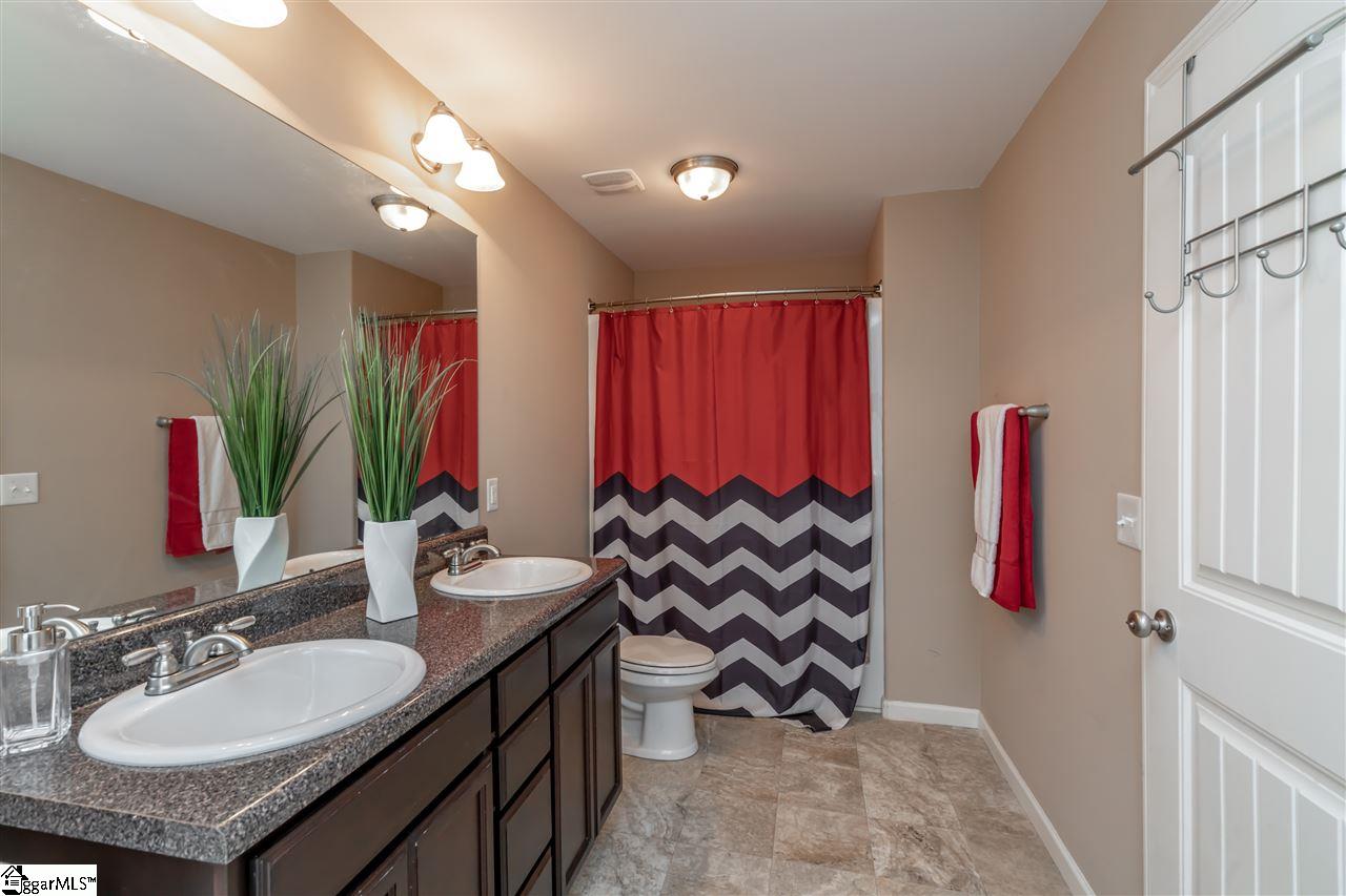 158 Tiara Ridge Lane Duncan, SC 29334 - Photo 5 of 20 Gallery Image 5