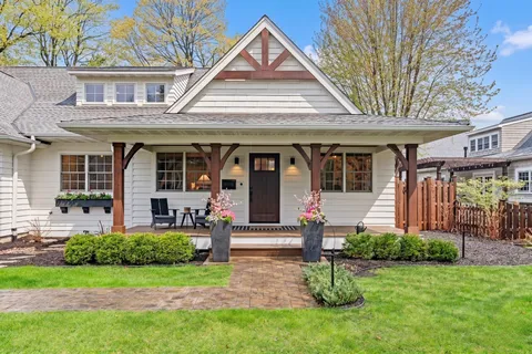 $2,250,000 | 225 Broadway Avenue North, Wayzata, MN 55391