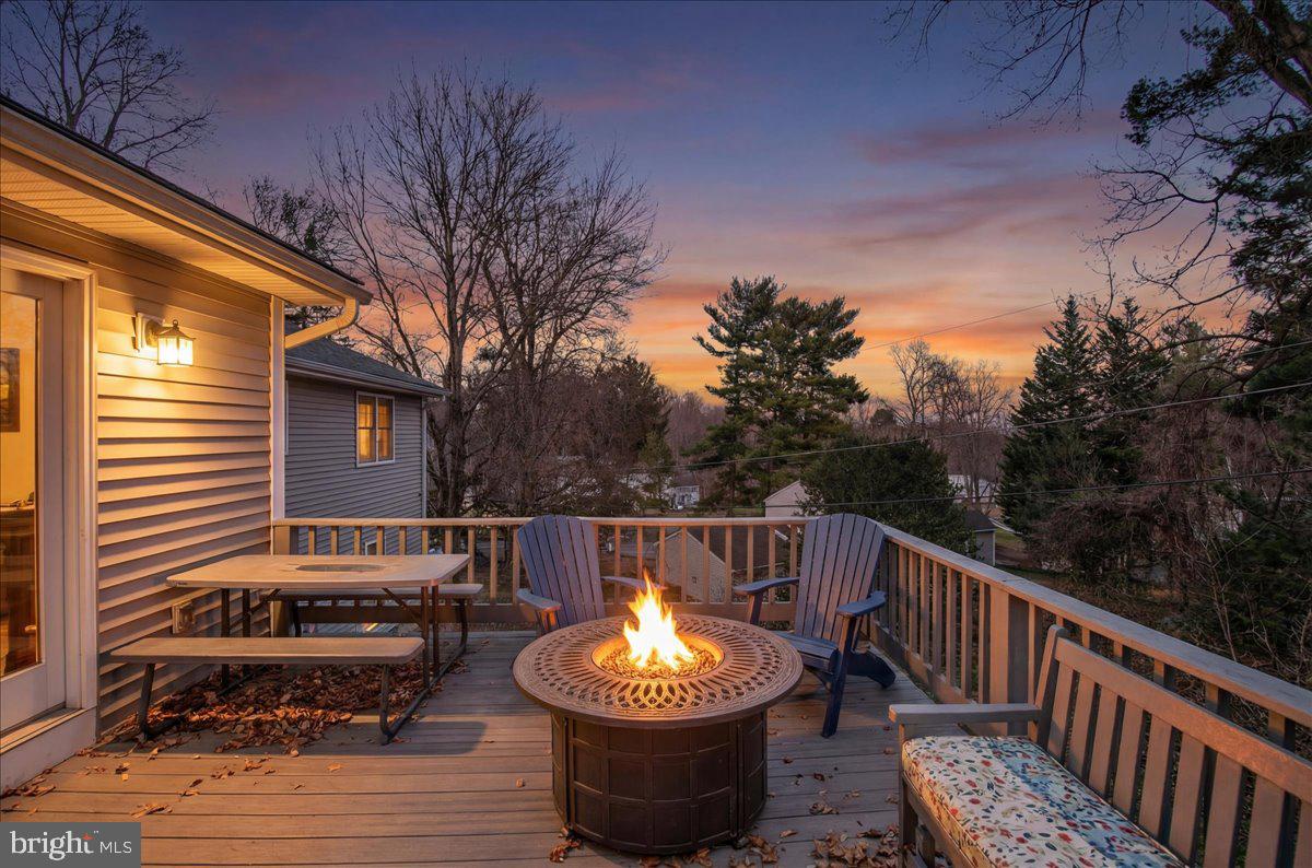 7503 Rockwood Road Frederick, MD 21702 - Photo 7 of 49 Rear Deck
