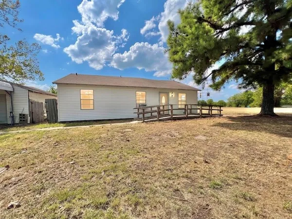 $149,400 | 130 Calhoun Cove, East Tawakoni, TX 75472