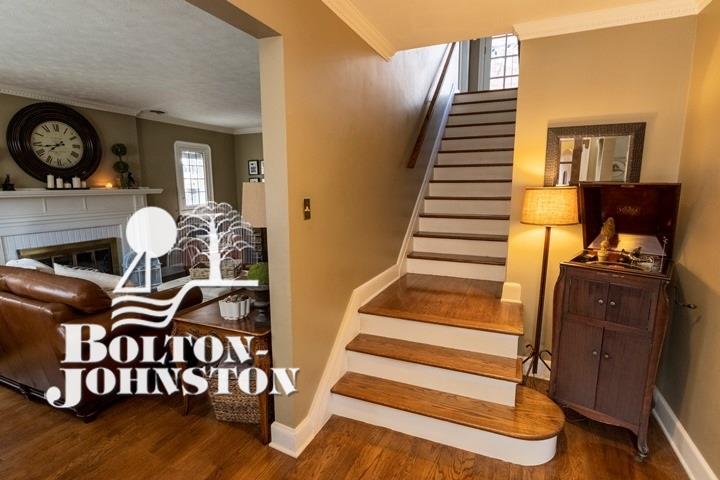 438 Roland Road Grosse Pointe Farms, MI 48236 - Photo 3 of 33