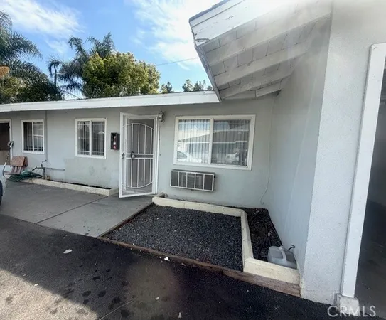 $2,000 | 10553 Poplar Street, Loma Linda, CA 92354