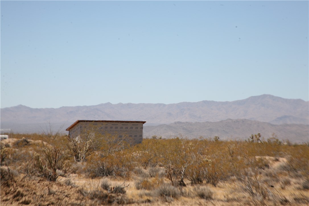 207-17-097 South Cameron Road Yucca, AZ 86438 - Photo 22 of 34