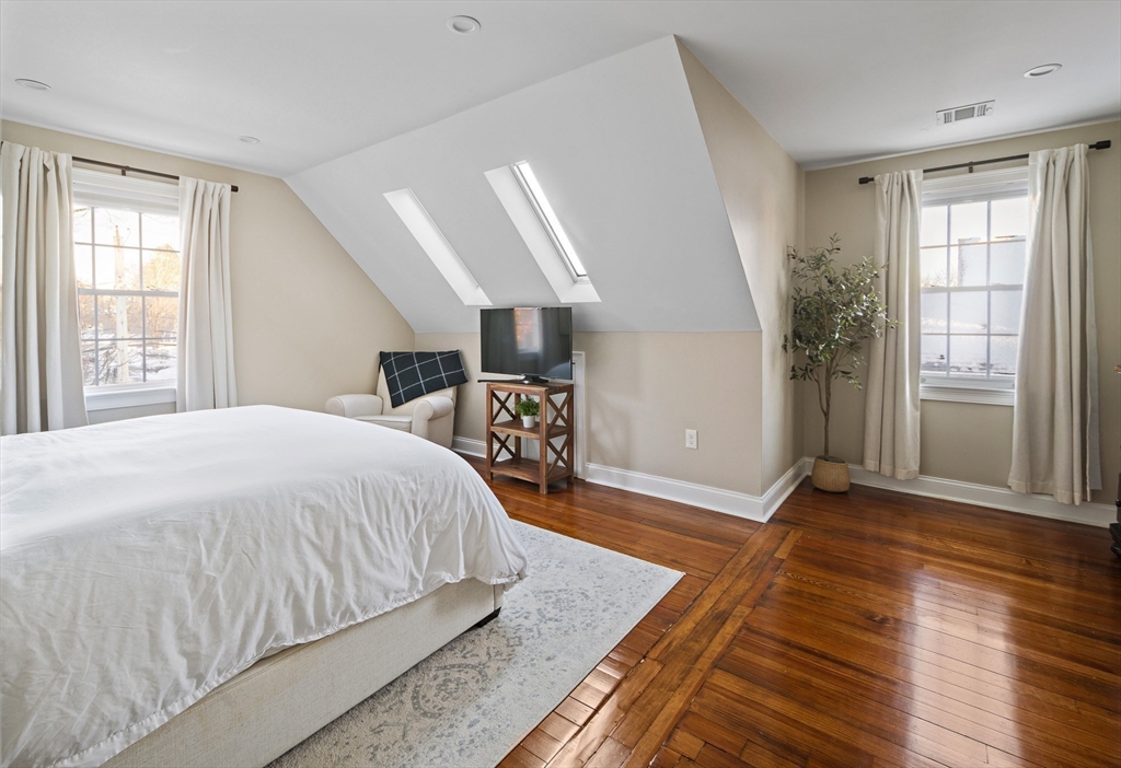 45 Circuit Road Dedham, MA 02026 - Photo 12 of 21