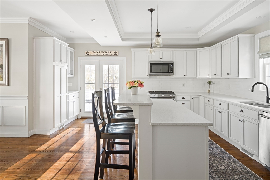 45 Circuit Road Dedham, MA 02026 - Photo 7 of 21