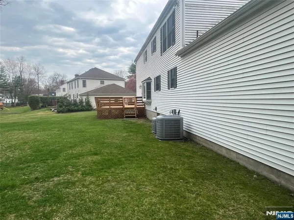 $5,100 | 7 Carriage Court, Washington Township, NJ 07676