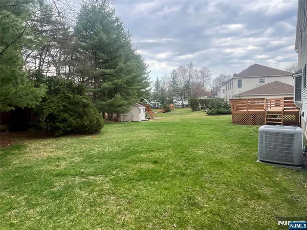 $5,100 | 7 Carriage Court, Washington Township, NJ 07676