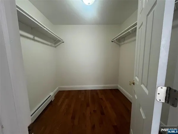 $5,100 | 7 Carriage Court, Washington Township, NJ 07676