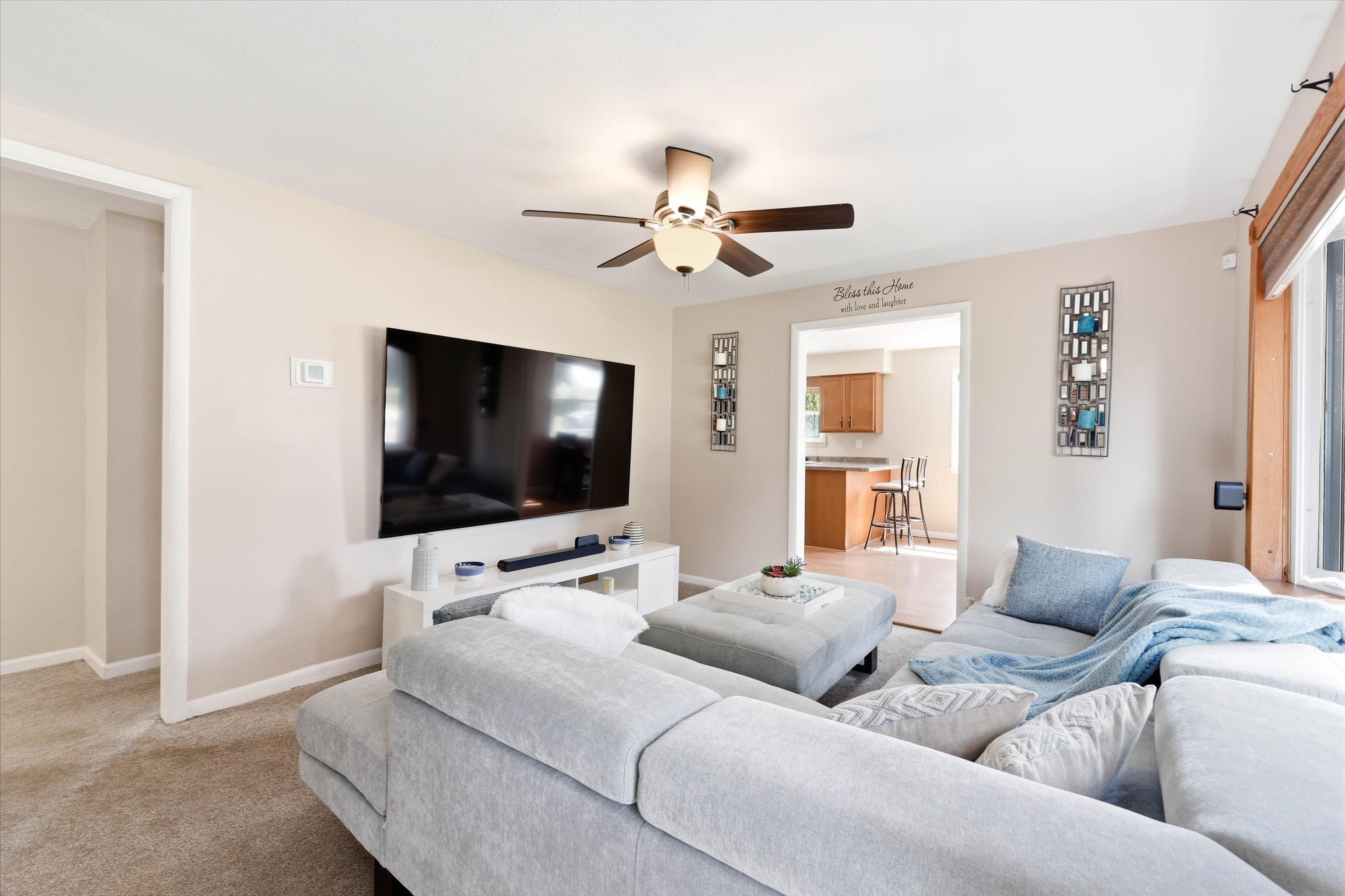 2412 Carleton Avenue Appleton, WI 54915 - Photo 5 of 28 Gallery Image 5