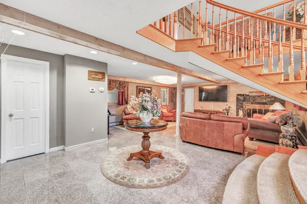 $1,100,000 | 40 Walnut Street, Monroe, CT 06468