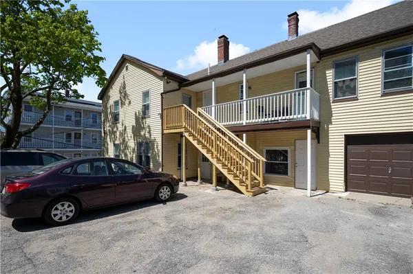 $599,900 | 92 Spring Street, Lincoln, RI 02838