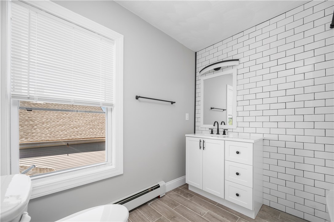 92 Spring Street Lincoln, RI 02838 - Photo 11 of 34