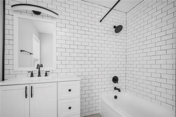 $599,900 | 92 Spring Street, Lincoln, RI 02838