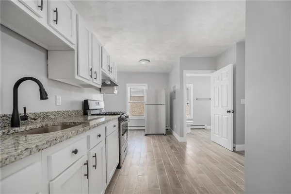 $599,900 | 92 Spring Street, Lincoln, RI 02838