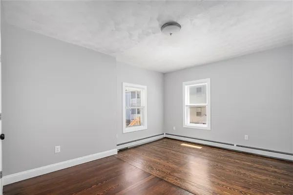 $599,900 | 92 Spring Street, Lincoln, RI 02838