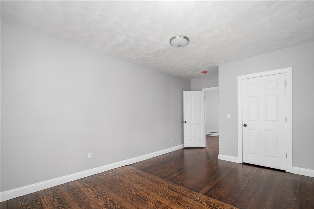 92 Spring Street Lincoln, RI 02838 - Photo 9 of 34