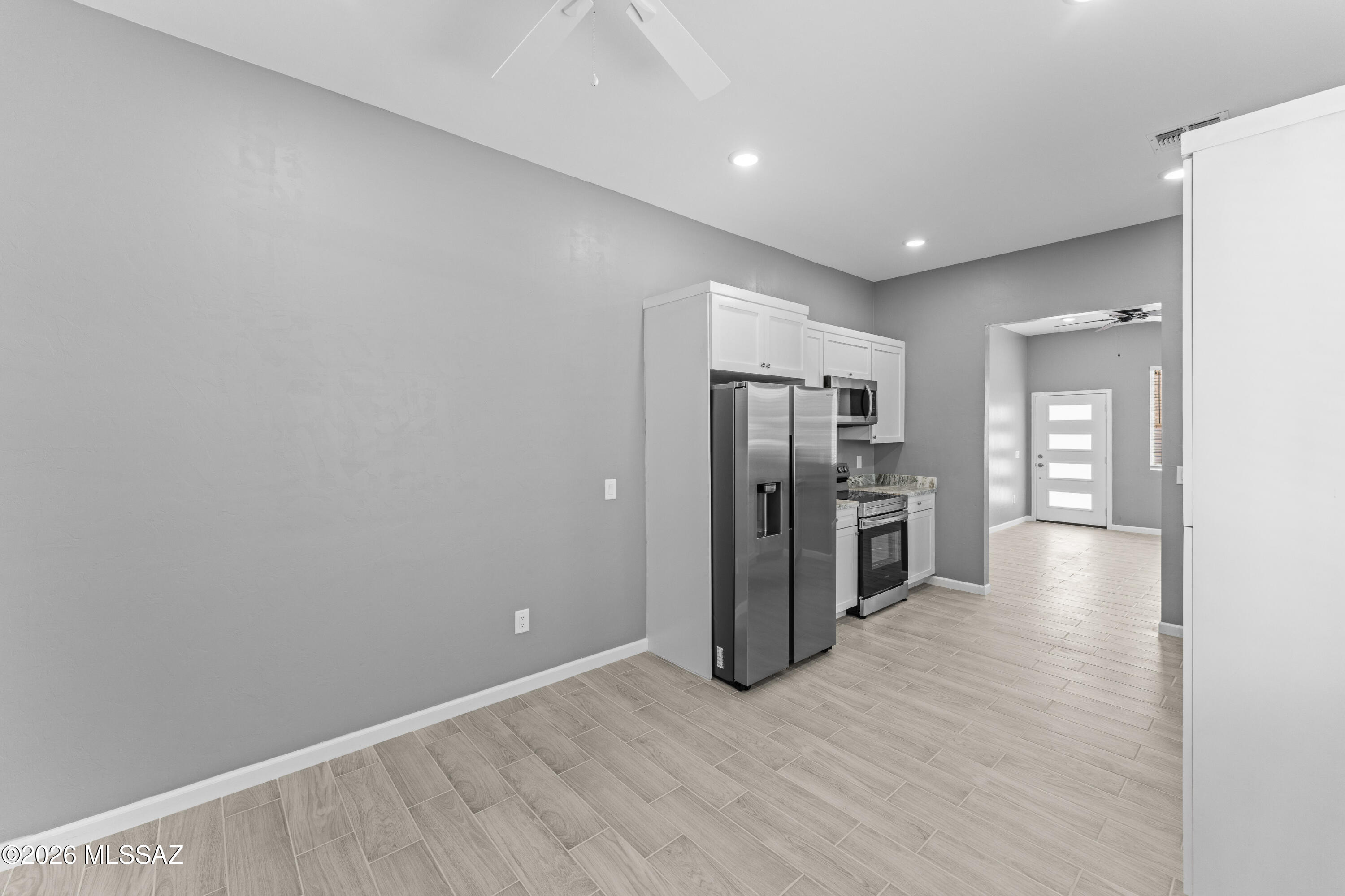 236 East 23rd Street Tucson, AZ 85713 - Photo 9 of 16 DSC04427