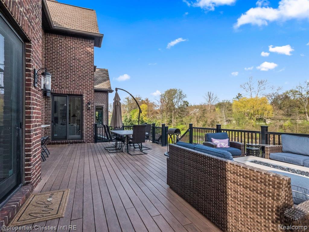 920 Southdown Road Bloomfield Hills, MI 48304 - Photo 6 of 64 Gallery Image 6