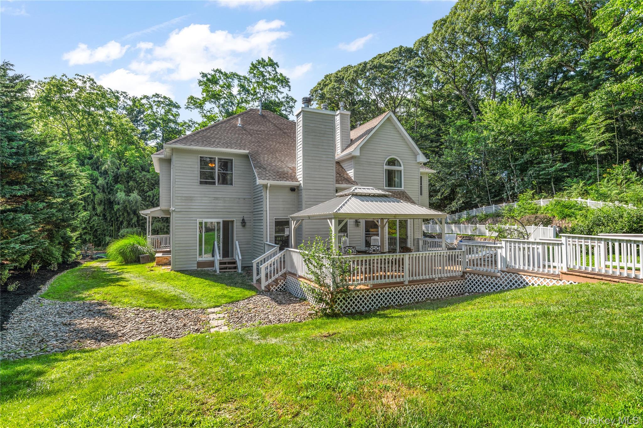 91 Bennetts Road East Setauket, NY 11733 - Photo 29 of 31